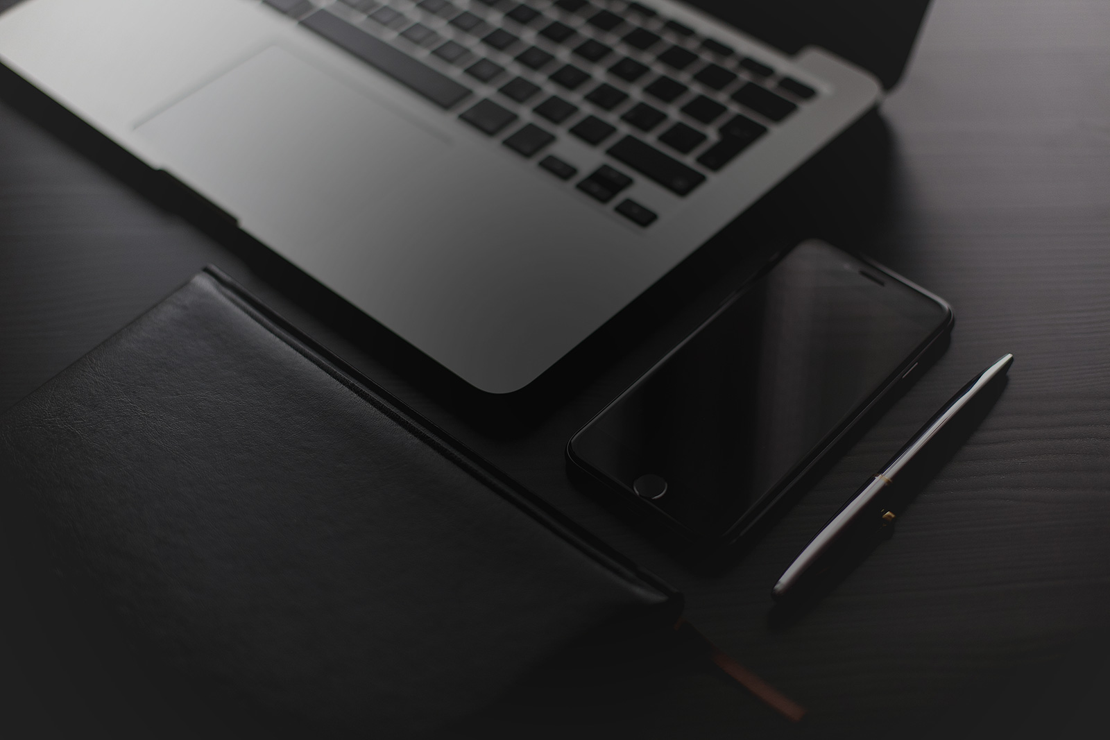 Belden Bank LTD Logo